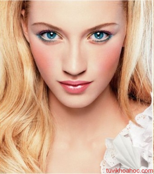 Make-Up-Trend-For-Summer-20111-4965-1407830155